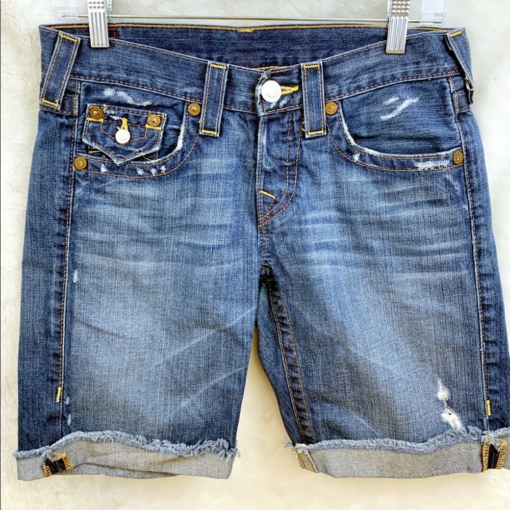 True Religion Riley Shorts Distressing, Fry hem - Picture 2 of 8